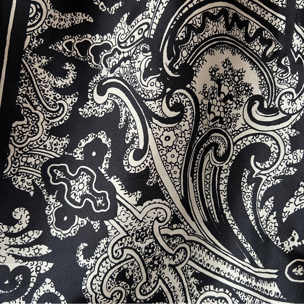 Sold - Picture 3 of 9